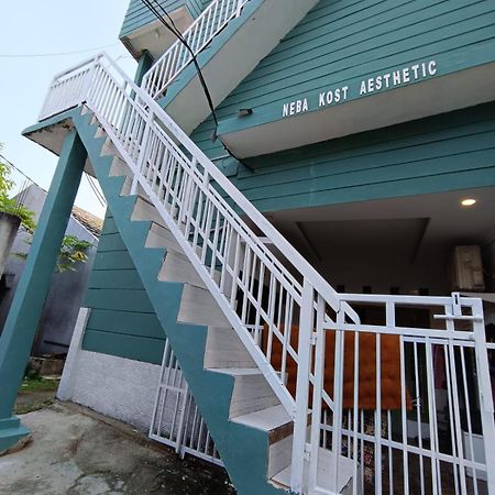 Oyo Life 92977 Neba Kost Aesthetic Hotel Peladen Exterior photo
